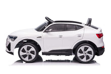 Auto Na Akumulator Audi E- Tron Białe QLS-6688 Światła LED MP3